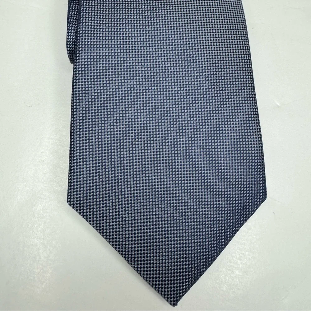 Lord & Taylor NWT boys gray silk tie